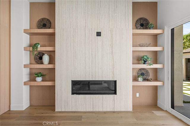 825 N Naomi, Burbank, CA 91505