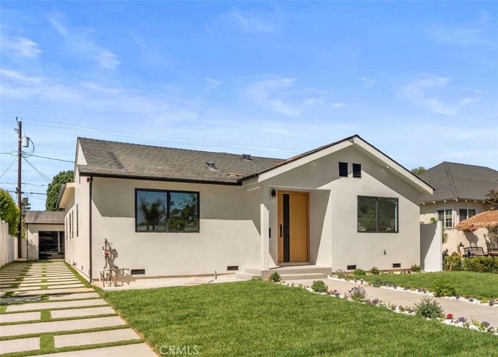 825 N Naomi, Burbank, CA 91505