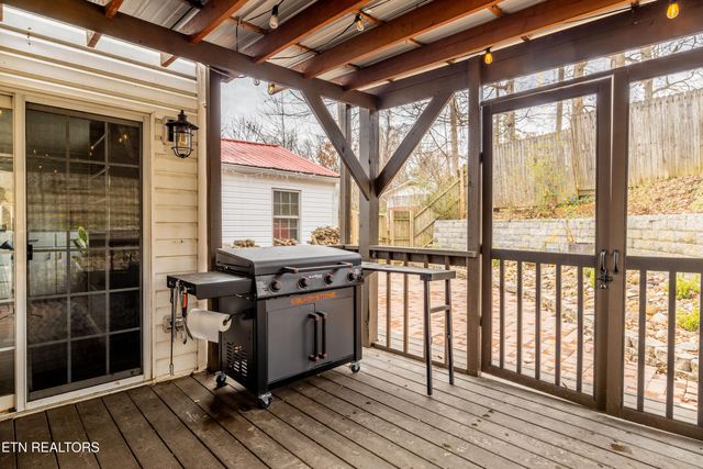 319 Hermitage Drive, Knoxville, TN 37920