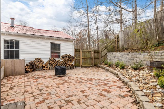 319 Hermitage Drive, Knoxville, TN 37920