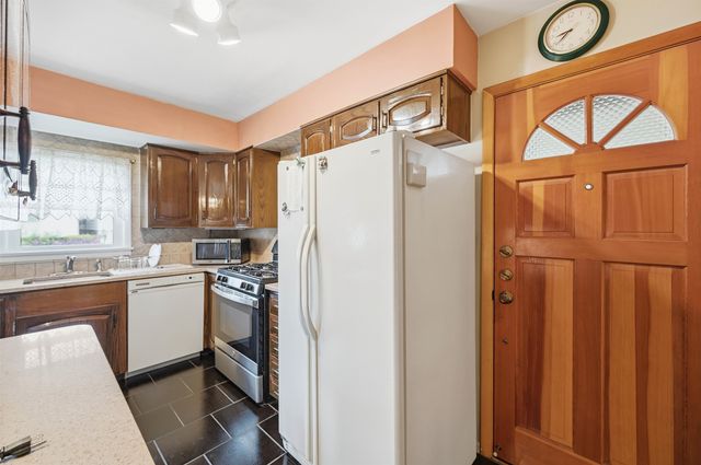 136 POPLAR ST, Jc, Heights, NJ 07307