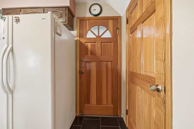 136 POPLAR ST, Jc, Heights, NJ 07307