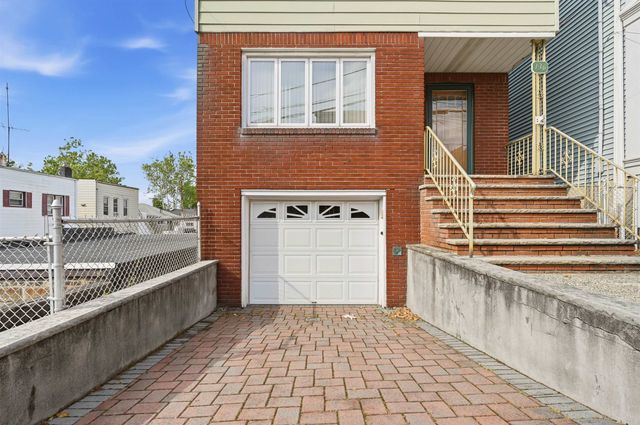 136 POPLAR ST, Jc, Heights, NJ 07307