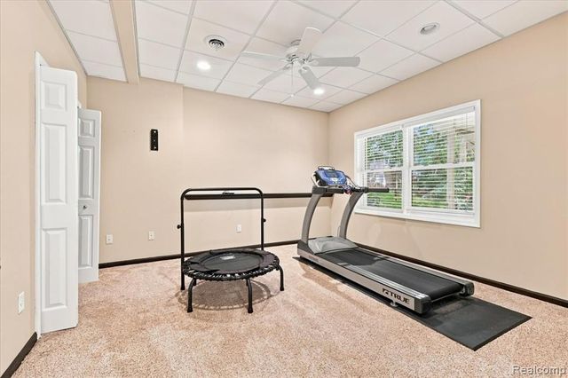 9688 Kingston Pointe Drive, Clarkston, MI 48348
