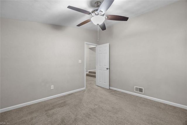 445 Pepper Mill LN, Norfolk, VA 23502