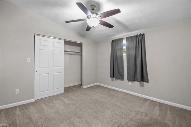 445 Pepper Mill LN, Norfolk, VA 23502