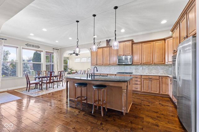 5719 Autumn Breeze Lane, Indianapolis, IN 46237