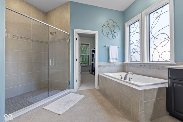 5719 Autumn Breeze Lane, Indianapolis, IN 46237