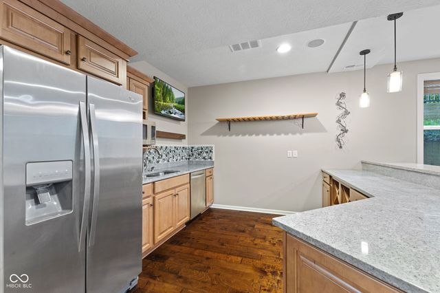 5719 Autumn Breeze Lane, Indianapolis, IN 46237