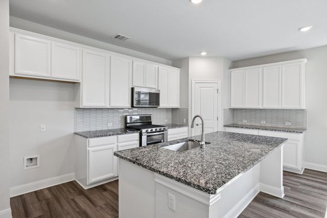 184 Dome Peak TER, Dripping Springs, TX 78620