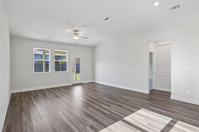 184 Dome Peak TER, Dripping Springs, TX 78620