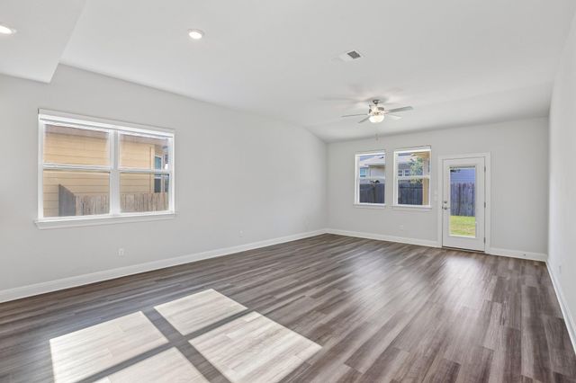 184 Dome Peak TER, Dripping Springs, TX 78620