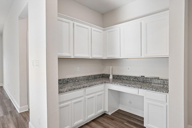 184 Dome Peak TER, Dripping Springs, TX 78620