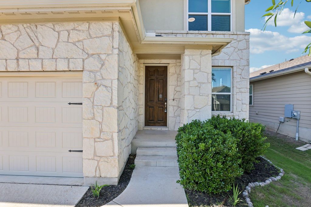 184 Dome Peak TER, Dripping Springs, TX 78620