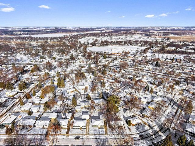 1422 Nevada Road, Madison, WI 53704