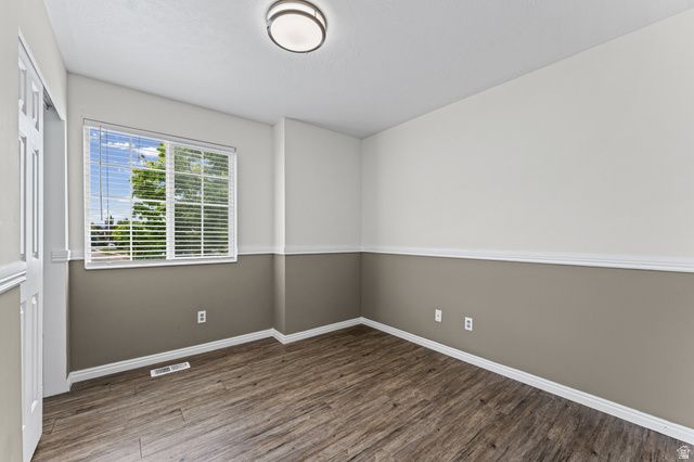 3 E ALFRED AVE, Kaysville, UT 84037