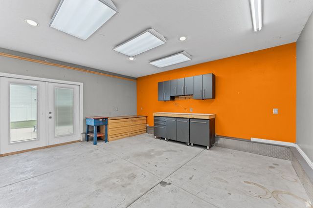 3 E ALFRED AVE, Kaysville, UT 84037