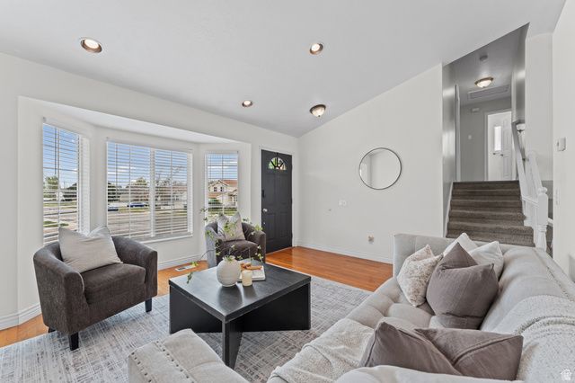 3 E ALFRED AVE, Kaysville, UT 84037