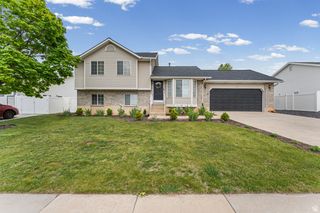 3 E ALFRED AVE, Kaysville, UT 84037
