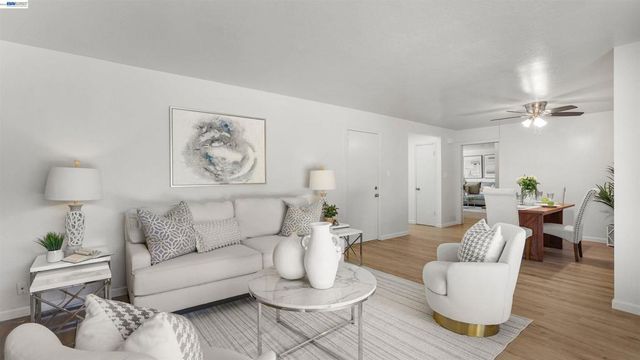 2435 Douglas St, Union City, CA 94587