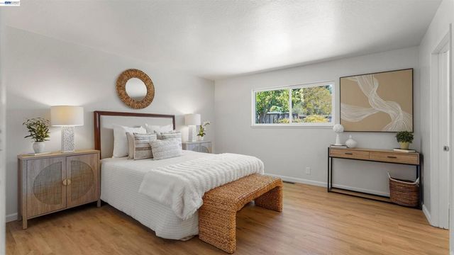2435 Douglas St, Union City, CA 94587