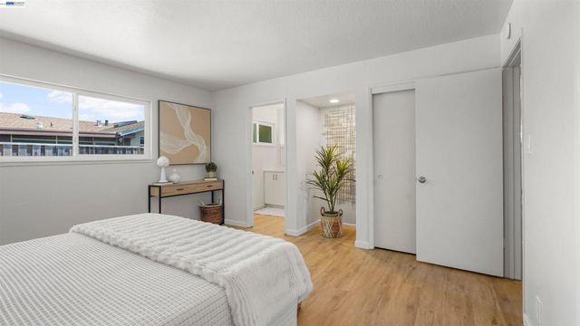 2435 Douglas St, Union City, CA 94587