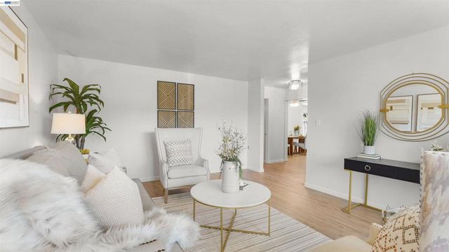 2435 Douglas St, Union City, CA 94587