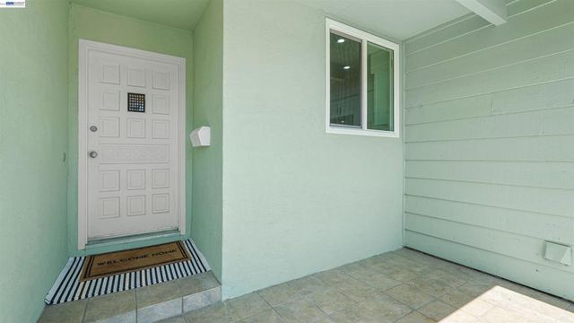 2435 Douglas St, Union City, CA 94587