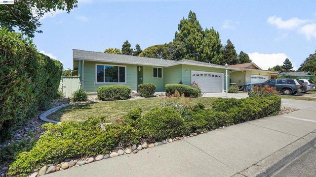 2435 Douglas St, Union City, CA 94587