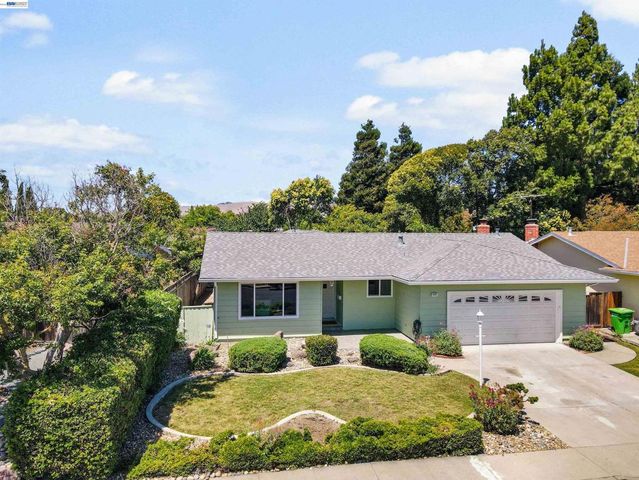 2435 Douglas St, Union City, CA 94587
