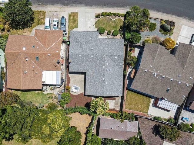 2435 Douglas St, Union City, CA 94587
