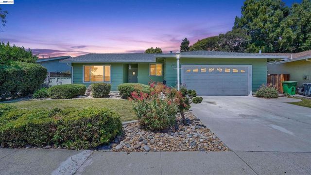 2435 Douglas St, Union City, CA 94587