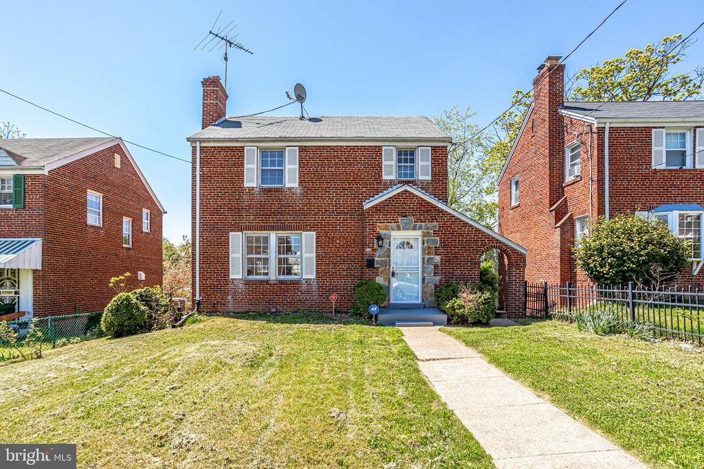1807 41ST PL SE, Washington, DC 20020