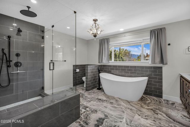 1893 E Lincoln Ln, Salt Lake City, UT 84124