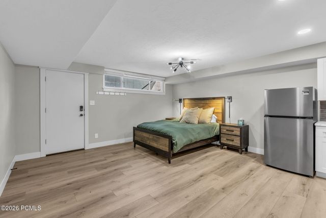 1893 E Lincoln Ln, Salt Lake City, UT 84124