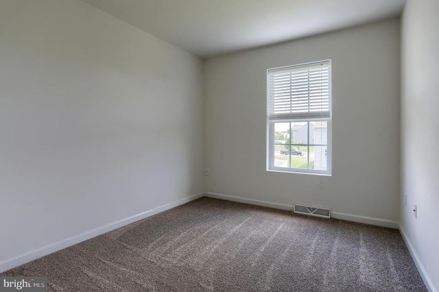 2124 AUTUMN CT, Lebanon, PA 17042