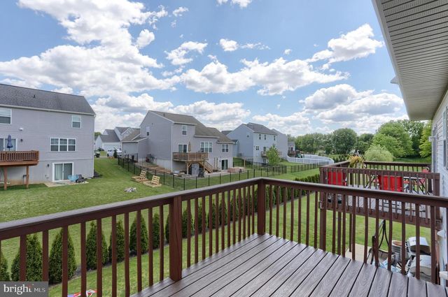 2124 AUTUMN CT, Lebanon, PA 17042