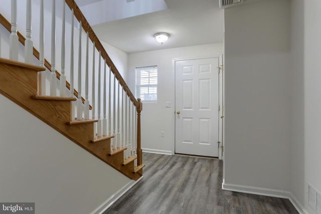 2124 AUTUMN CT, Lebanon, PA 17042