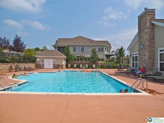 4105 Pine Hurst Drive, Allen Twp, PA 18067