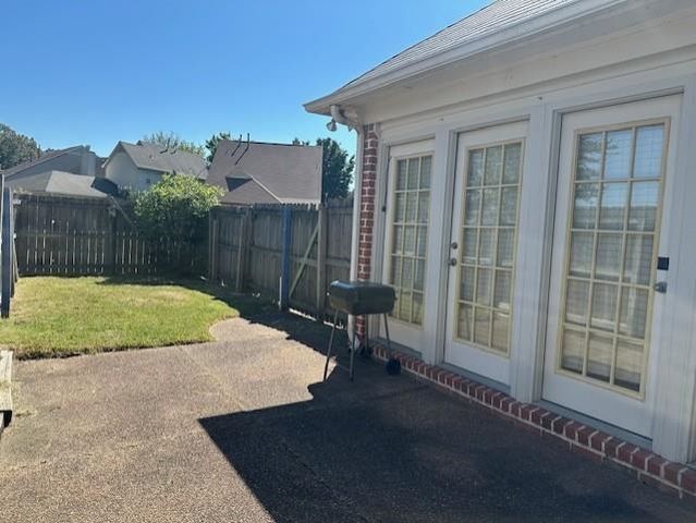 2190 BERRY BUSH LN, Memphis, TN 38016