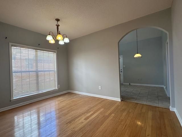 2190 BERRY BUSH LN, Memphis, TN 38016