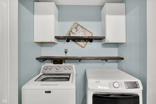 9841 River Oak Lane N, Fishers, IN 46038