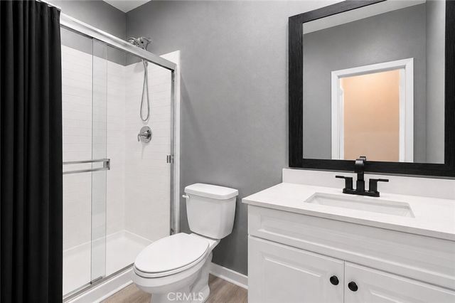 31409 Darlington Oak Drive, Winchester, CA 92596