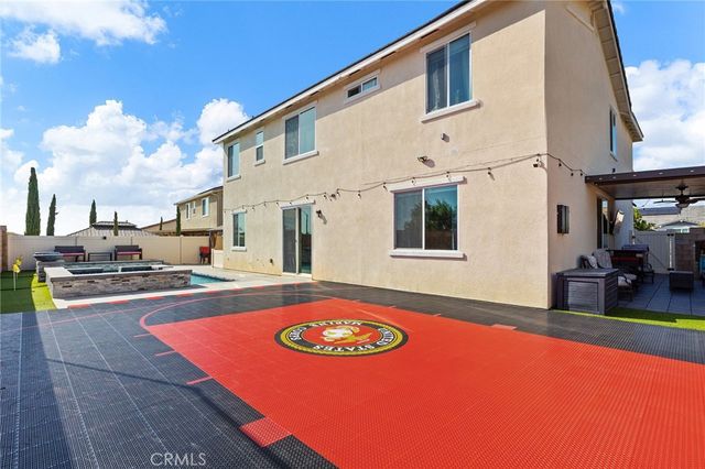 31409 Darlington Oak Drive, Winchester, CA 92596