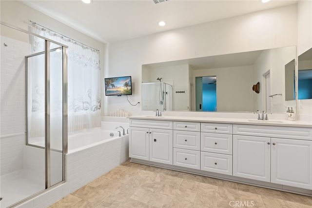 31409 Darlington Oak Drive, Winchester, CA 92596