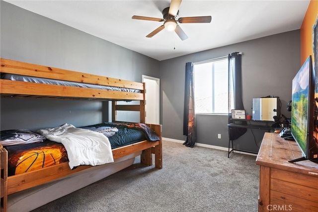 31409 Darlington Oak Drive, Winchester, CA 92596