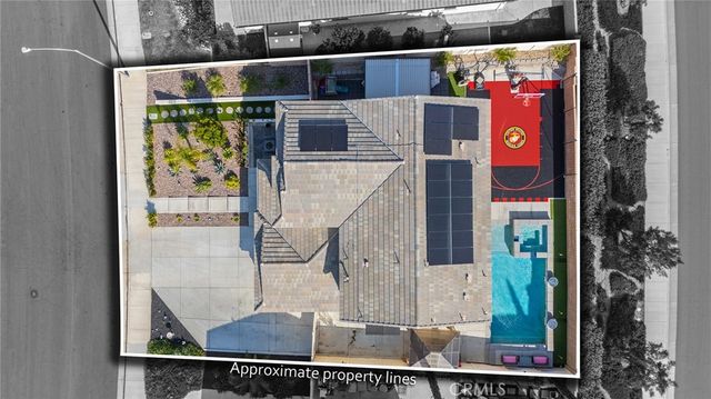 31409 Darlington Oak Drive, Winchester, CA 92596