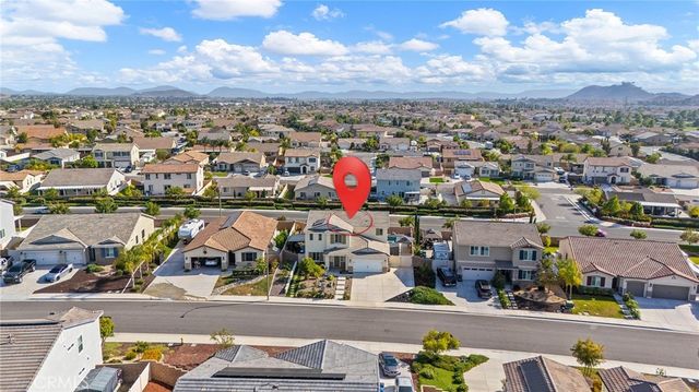 31409 Darlington Oak Drive, Winchester, CA 92596