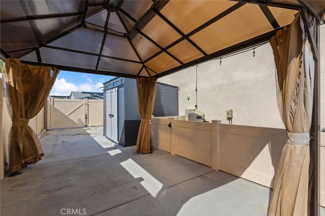 31409 Darlington Oak Drive, Winchester, CA 92596