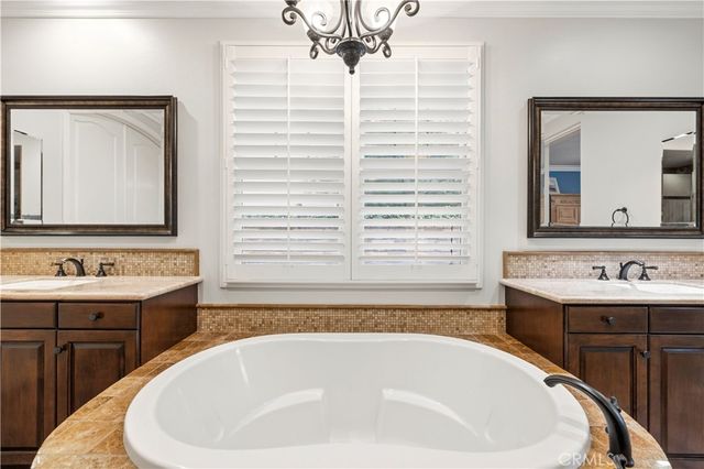 27015 Timberline Terrace, Valencia, CA 91381